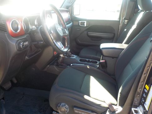 Used 2021 Jeep Gladiator Rubicon image 16
