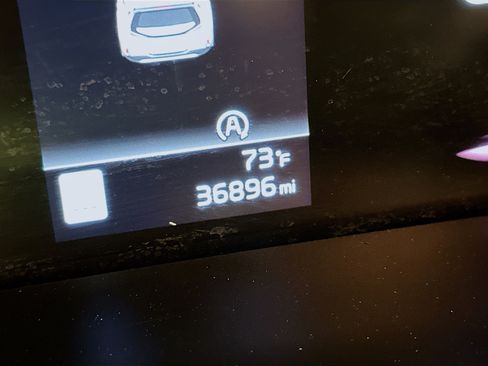 Used 2025 Kia Soul LX w/ LX Technology Package FWD image 19