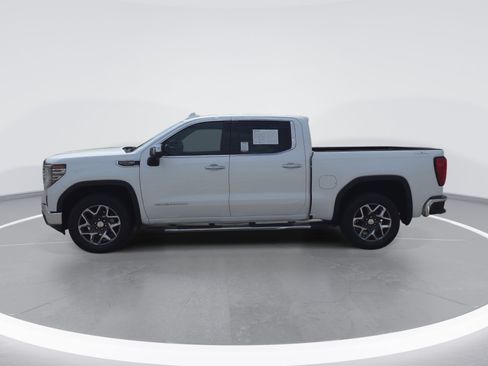 Used 2025 GMC Sierra 1500 SLT w/ SLT Premium Plus Package AWD/4WD image 6
