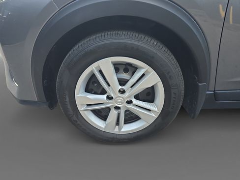 Certified 2023 Nissan Kicks S FWD image 10