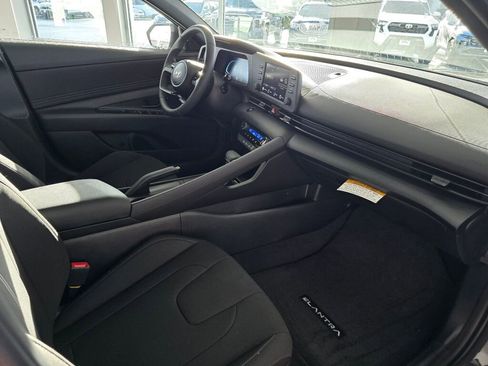 New 2026 Hyundai Elantra Sport image 33