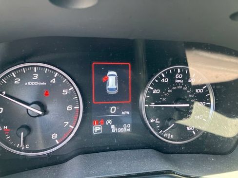 Used 2024 Subaru Outback Premium AWD/4WD image 16