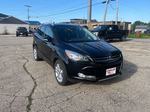 Used 2014 Ford Escape Titanium w/ Equipment Group 401A AWD/4WD image 4