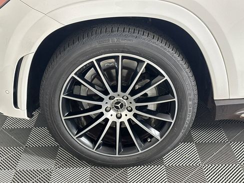Certified 2022 Mercedes-Benz GLE 350 w/ AMG Line Exterior image 12