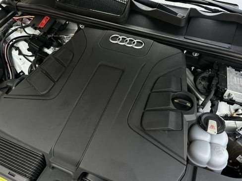 Used 2019 Audi Q7 3.0T Premium w/ Cold Weather Package AWD/4WD image 43