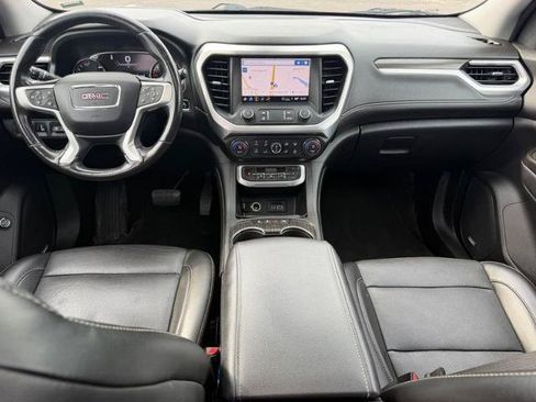 Used 2021 GMC Acadia SLT w/ Technology Package AWD/4WD image 14