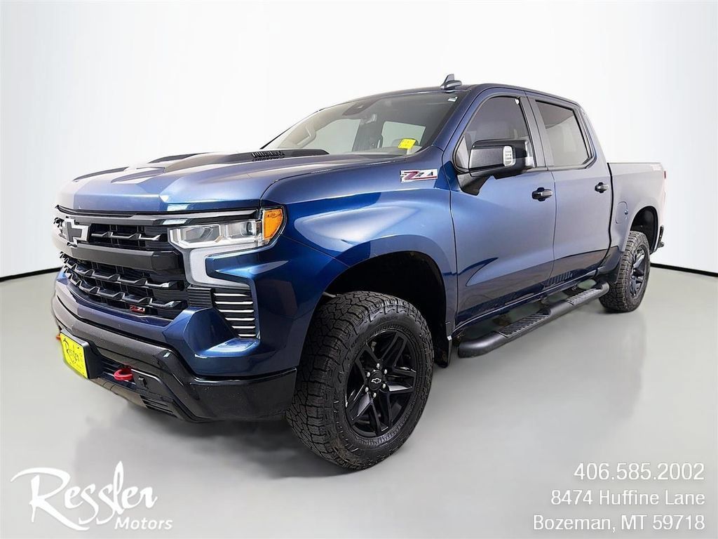 Used 2022 Chevrolet Silverado 1500 LT Trail Boss w/ LT Trail Boss Premium Package AWD/4WD image 1