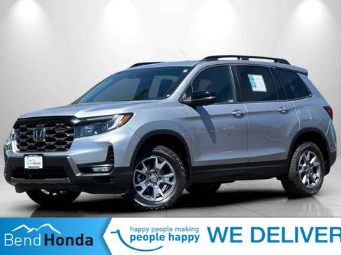 Used 2023 Honda Passport TrailSport image 1