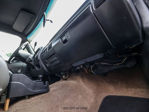 Used 1993 Ford F150 XL AWD/4WD image 60