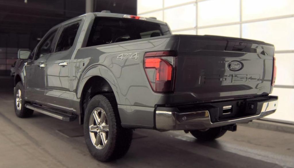 Used 2025 Ford F150 XLT w/ Equipment Group 301A Standard AWD/4WD image 2