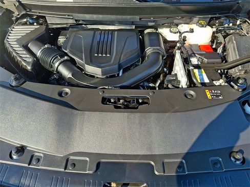 Certified 2025 Buick Enclave Preferred image 27