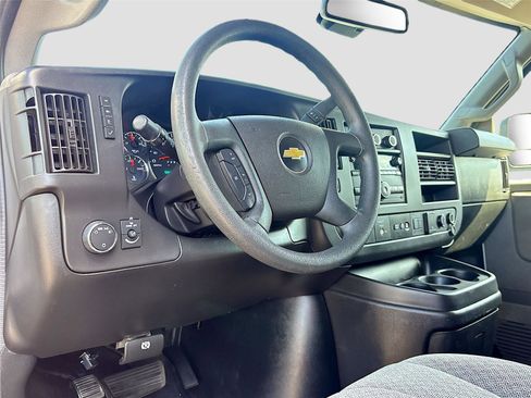 Used 2019 Chevrolet Express 3500 LT w/ LT Preferred Equipment Group RWD image 9