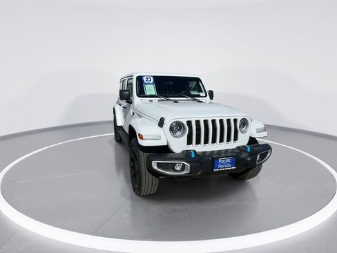 Used 2023 Jeep Wrangler Unlimited Sahara w/ Cold Weather Group image 3