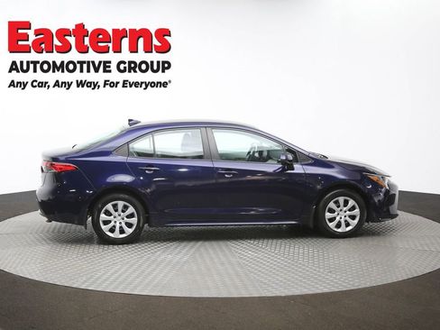 Used 2022 Toyota Corolla LE w/ Carpet Mat Package (TMS) image 43