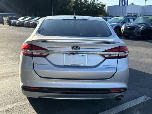 Used 2018 Ford Fusion Titanium FWD image 5