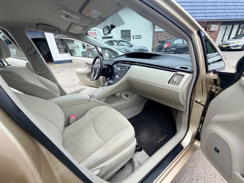 Used 2011 Toyota Prius Three FWD image 61