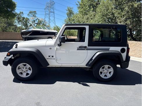 Used 2008 Jeep Wrangler X AWD/4WD image 2