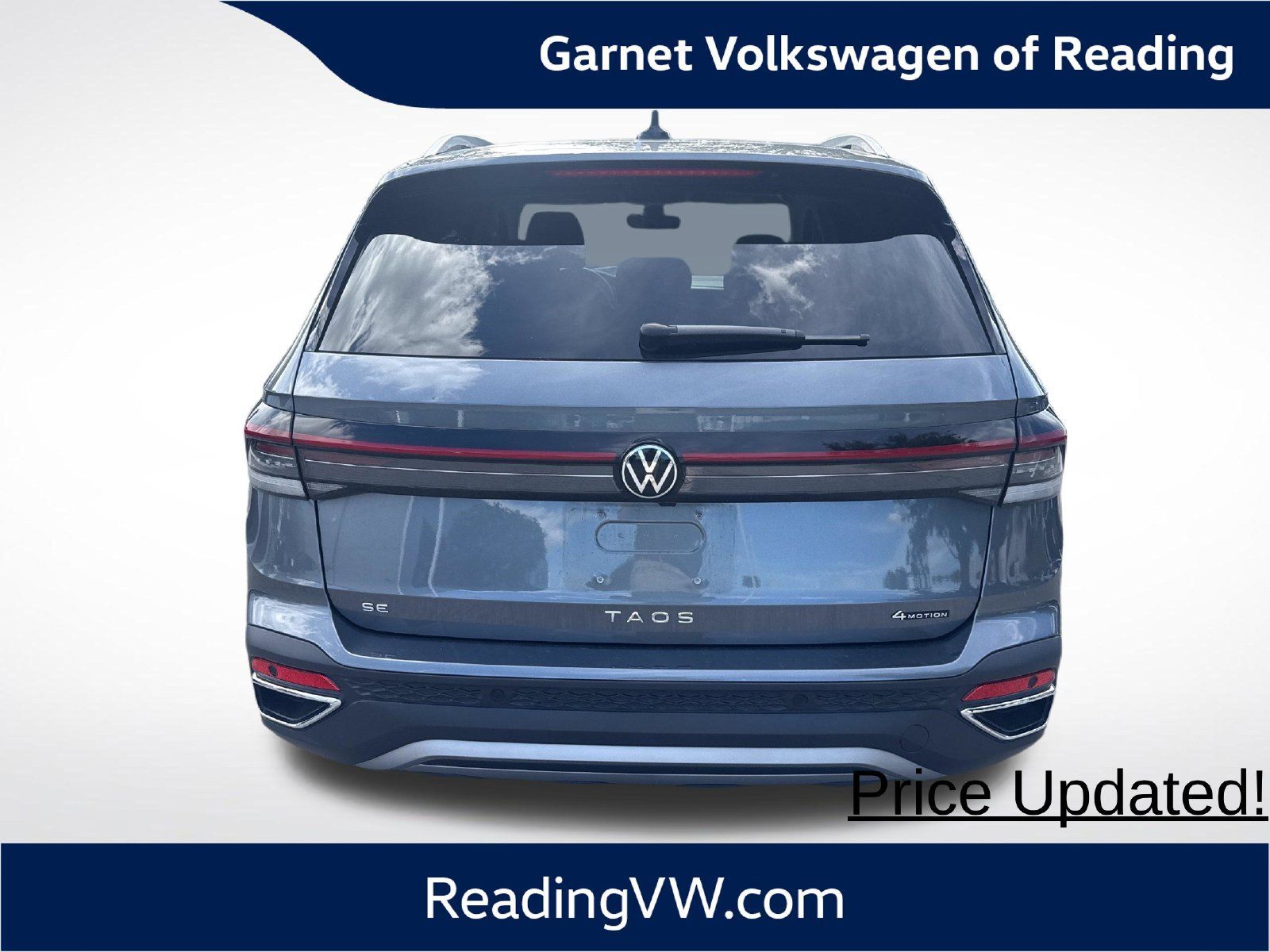 Used 2025 Volkswagen Taos SE w/ Panoramic Sunroof Package AWD/4WD image 4