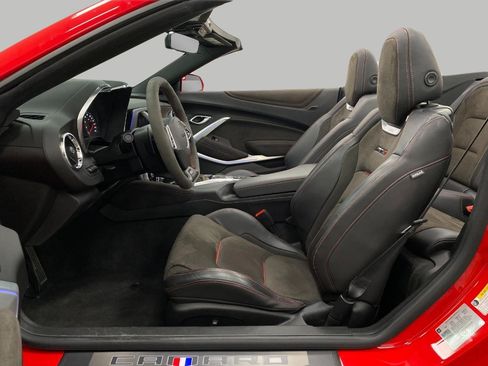Used 2021 Chevrolet Camaro ZL1 w/ LPO, ZL1 Protection Package RWD image 63