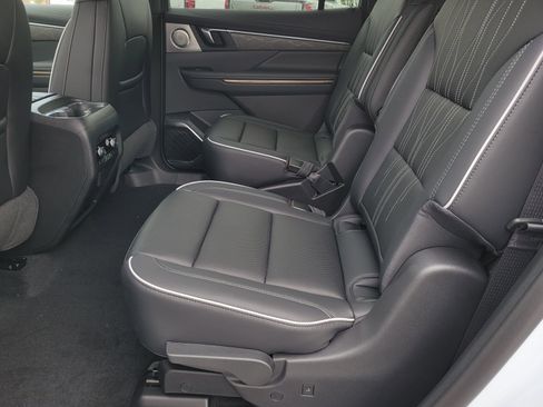 New 2026 Buick Enclave Avenir w/ Super Cruise Package AWD/4WD image 7