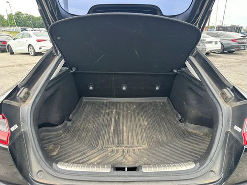 Used 2018 Kia Stinger RWD image 16