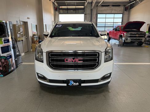 Used 2020 GMC Yukon SLE AWD/4WD image 3