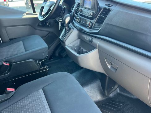 Certified 2025 Ford Transit 250 Low Roof w/ Exterior Upgrade Package RWD image 17