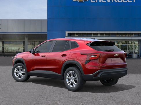 New 2026 Chevrolet Trax LS w/ Driver Confidence Package FWD image 3
