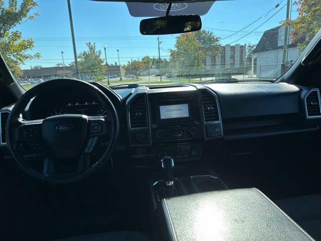 Used 2018 Ford F150 XLT w/ Equipment Group 302A Luxury AWD/4WD image 3