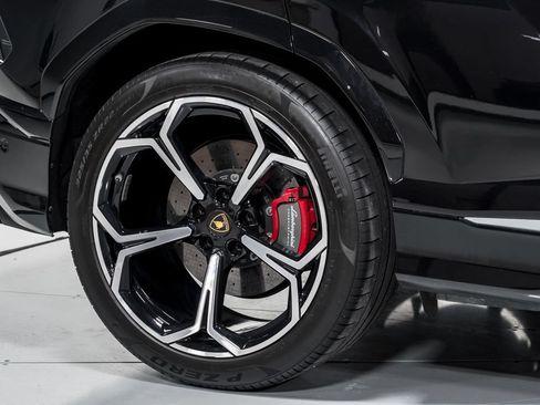 Used 2020 Lamborghini Urus AWD/4WD image 54