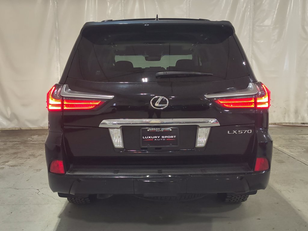 Used 2016 Lexus LX 570 4WD w/ Luxury Package image 5