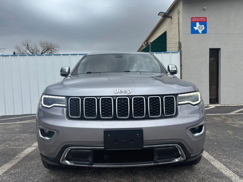 Used 2017 Jeep Grand Cherokee Limited w/ Luxury Group II AWD/4WD image 9