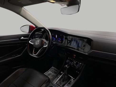 Used 2023 Volkswagen Jetta SE w/ Panoramic Sunroof Package FWD image 17