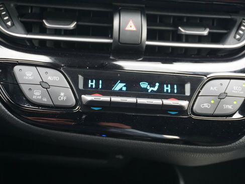 Used 2021 Toyota C-HR Nightshade image 12