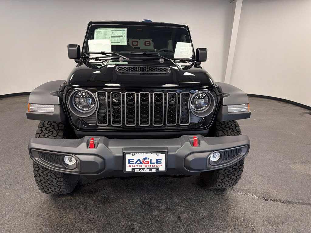 New 2026 Jeep Wrangler Unlimited Rubicon w/ Dual Top Group AWD/4WD image 3