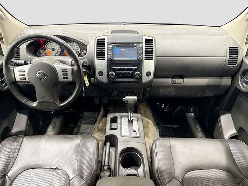 Used 2015 Nissan Xterra PRO-4X w/ Pro-4x Leather Package image 25