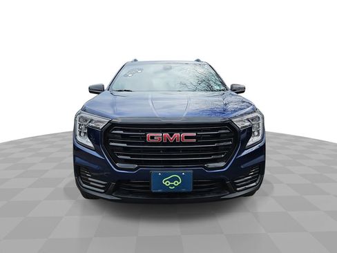 Used 2023 GMC Terrain SLE w/ Driver Convenience Package AWD/4WD image 3