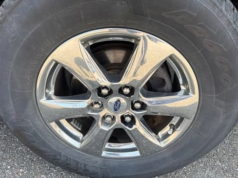 Used 2020 Ford F150 Lariat AWD/4WD image 12