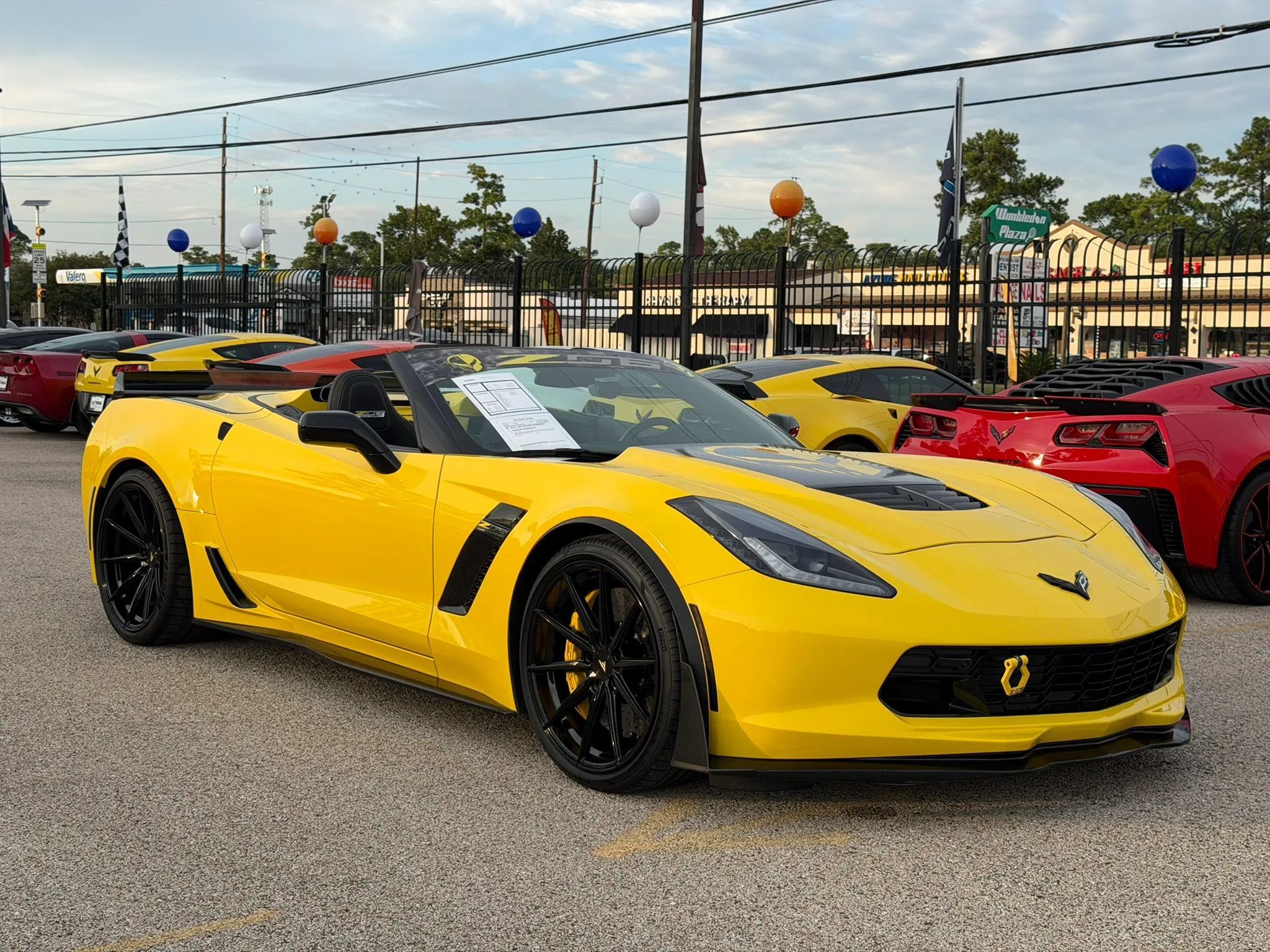 Used 2016 Chevrolet Corvette Z06 w/ 3LZ Preferred Equipment Group RWD image 7