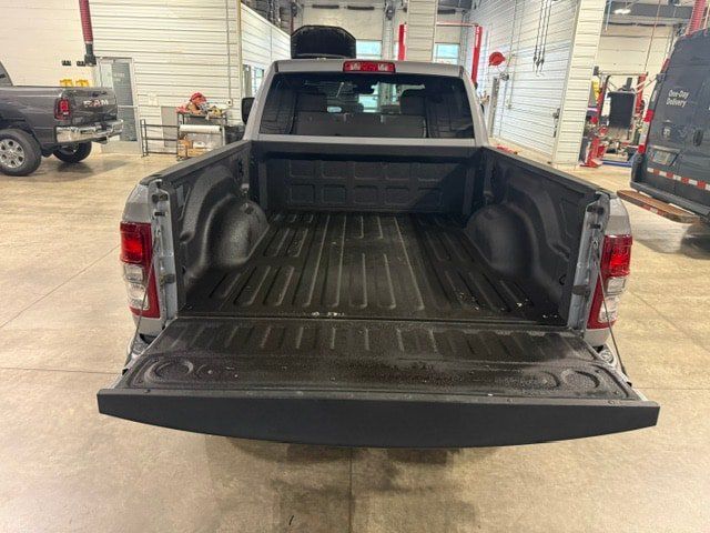 Used 2024 RAM 2500 Big Horn w/ Night Edition AWD/4WD image 26