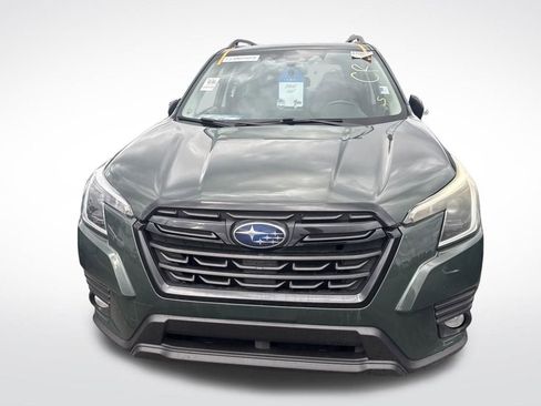 Used 2022 Subaru Forester Premium image 5