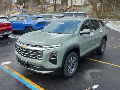 New 2026 Chevrolet Equinox LT w/ Convenience Package II image 3