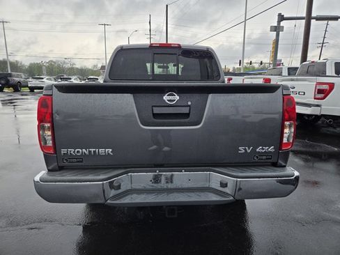 Used 2019 Nissan Frontier SV AWD/4WD image 6