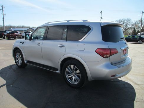 Used 2015 INFINITI QX80 4WD w/ Driver's Assistance Package image 8