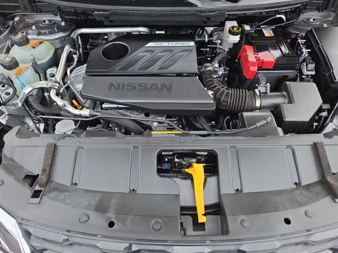 Used 2023 Nissan Rogue SV FWD image 13