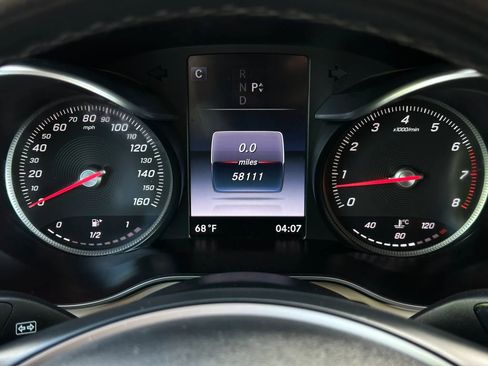 Used 2017 Mercedes-Benz GLC 300 image 31