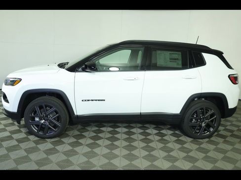 New 2026 Jeep Compass Limited image 3