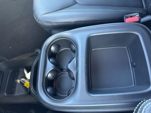 New 2026 Chrysler Pacifica Select image 19