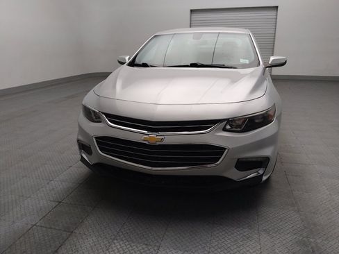 Used 2018 Chevrolet Malibu LT w/ Leather Package FWD image 15