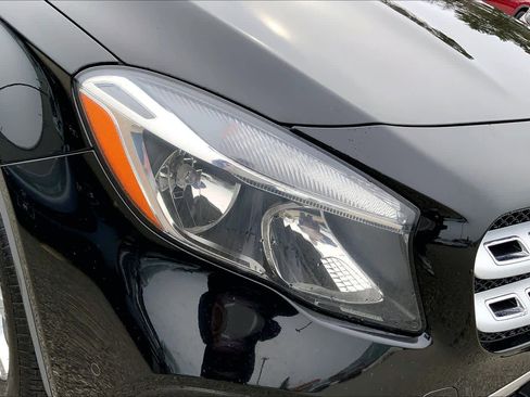 Used 2019 Mercedes-Benz GLA 250 4MATIC image 27